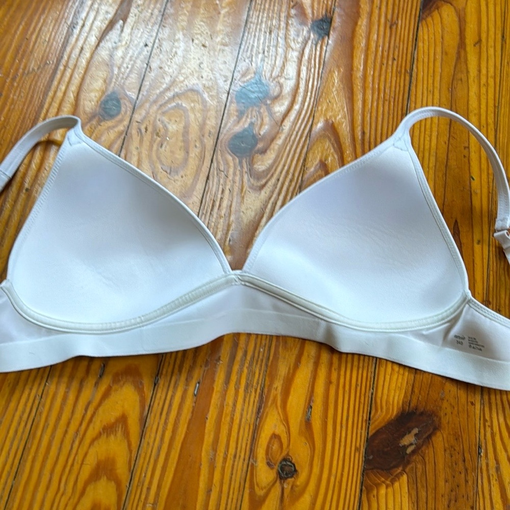 34D Aerie Real Me Full Coverage Wireless lightly lined bra - Picture 7 of 8